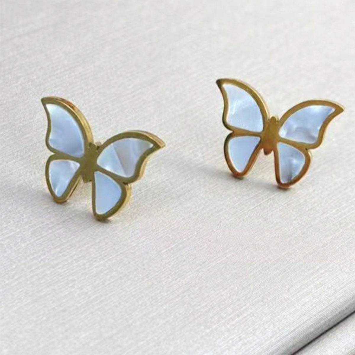 4-Piece Elegant Butterfly Jewelry Set – 18K Gold-Plated Jewelry 2025